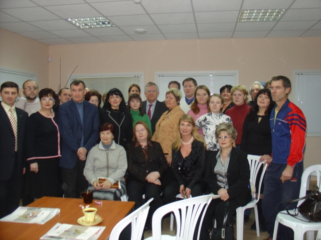 встреча Посла в клубе лидеров NGO